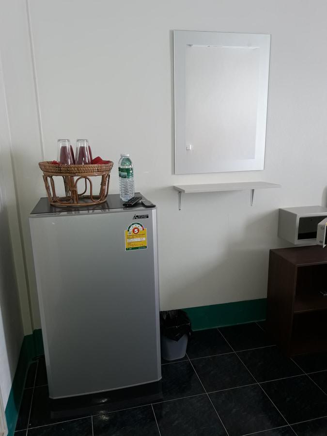 Chinn House Karon Екстер'єр фото