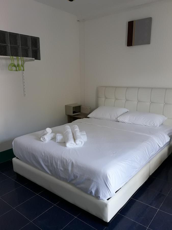 Chinn House Karon Екстер'єр фото