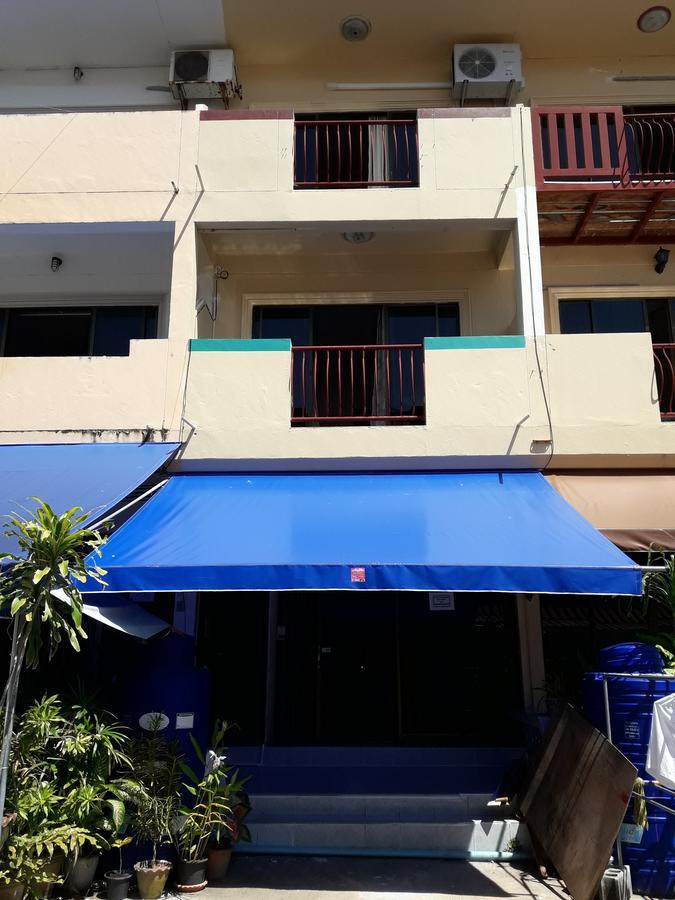 Chinn House Karon Екстер'єр фото