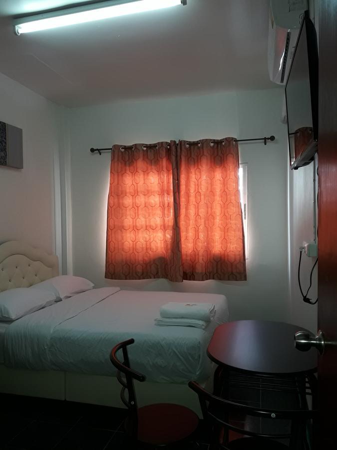 Chinn House Karon Екстер'єр фото