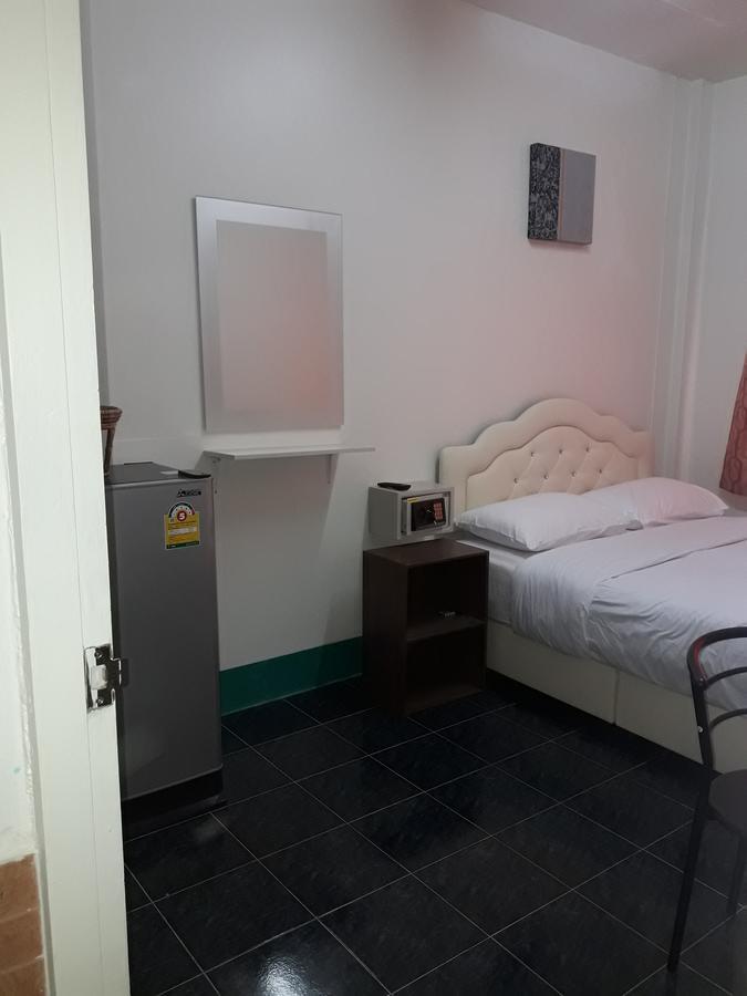 Chinn House Karon Екстер'єр фото