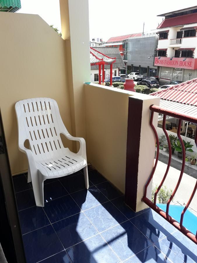 Chinn House Karon Екстер'єр фото