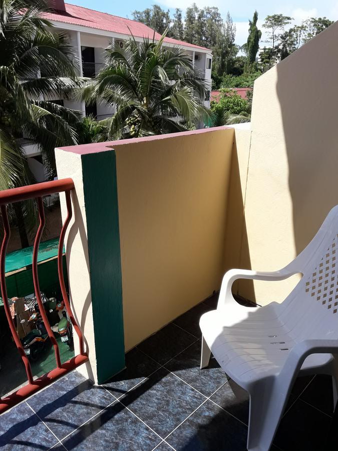 Chinn House Karon Екстер'єр фото