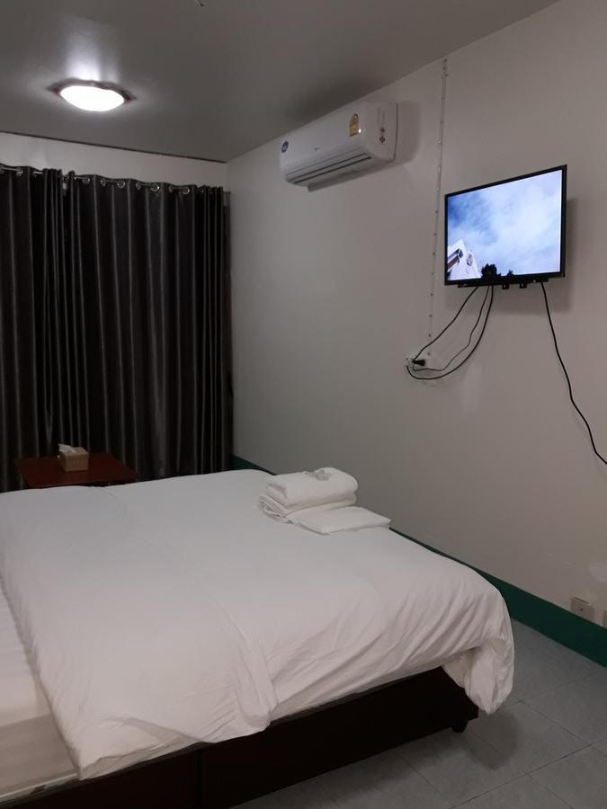 Chinn House Karon Екстер'єр фото