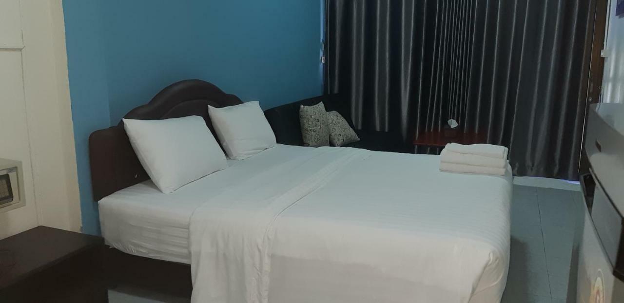 Chinn House Karon Екстер'єр фото